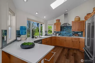 8827 Buttonwood Lane NE, Olympia, WA 98516 - Photo 7