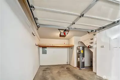 4516 Dayton Avenue N, Seattle, WA 98103 - Photo 17