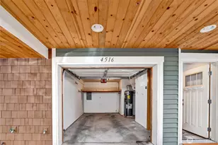4516 Dayton Ave N, Seattle, WA 98103 - Photo 13