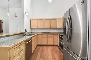 12037 100th Ave NE, Kirkland, WA 98034 - Photo 5