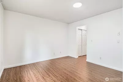 12037 100th Avenue NE #206, Kirkland, WA 98034 - Photo 7