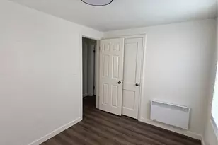 11426 Crestwood Dr S, Seattle, WA 98178 - Photo 15