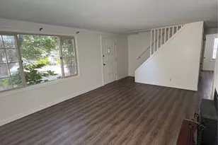 11426 Crestwood Dr S, Seattle, WA 98178 - Photo 7