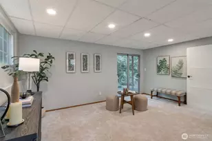 10520 NE 136th Pl, Kirkland, WA 98034 - Photo 17