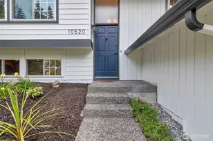 10520 NE 136th Pl, Kirkland, WA 98034 - Photo 3