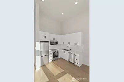 911 NE 70th Street #C, Seattle, WA 98115 - Photo 11