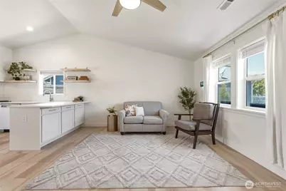 1251 SW Greeley Street, College Place, WA 99324 - Photo 5