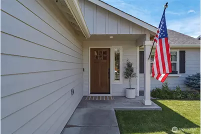 1251 SW Greeley Street, College Place, WA 99324 - Photo 3