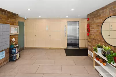 905 Cherry Street #205, Seattle, WA 98104 - Photo 17