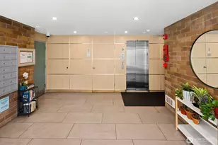905 Cherry St, Seattle, WA 98104 - Photo 17