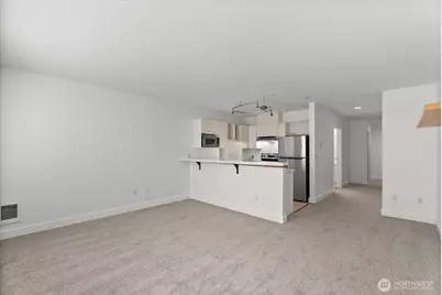 2440 Western Avenue #517, Seattle, WA 98121 - Photo 5