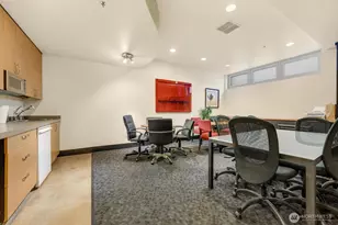 2440 Western Ave, Seattle, WA 98121 - Photo 21