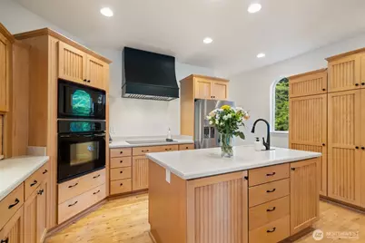 180 E Westlake Drive N, Allyn, WA 98524 - Photo 9