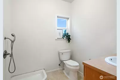 180 E Westlake Drive N, Allyn, WA 98524 - Photo 27