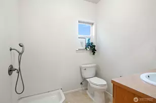 180 E Westlake Dr N, Allyn, WA 98524 - Photo 27
