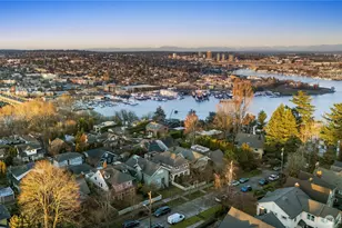 426 Smith St, Seattle, WA 98109 - Photo 5