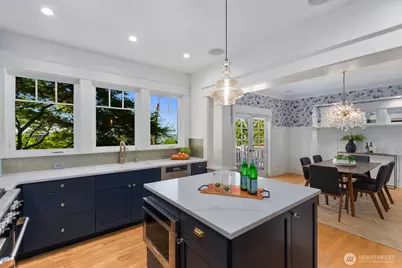 426 Smith Street, Seattle, WA 98109 - Photo 9