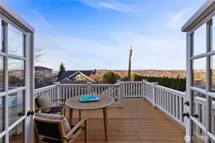 426 Smith St, Seattle, WA 98109 - Photo 11