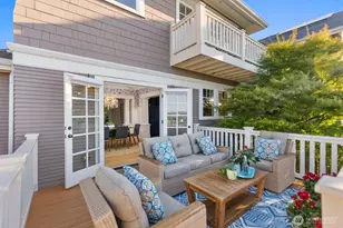 426 Smith St, Seattle, WA 98109 - Photo 13