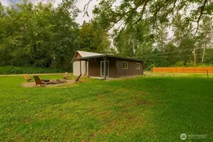 18315 Pioneer Way E, Orting, WA 98360 - Photo 7