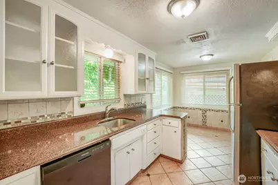 7017 S Bell Street, Tacoma, WA 98408 - Photo 7