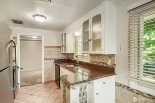 7017 S Bell St, Tacoma, WA 98408 - Photo 9