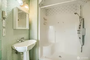 7017 S Bell St, Tacoma, WA 98408 - Photo 13