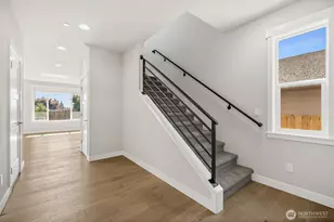 17115 11th Pl W, Lynnwood, WA 98037 - Photo 3