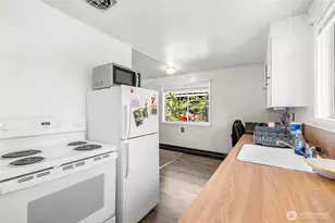 1019 Washington Ave, Burlington, WA 98233 - Photo 13