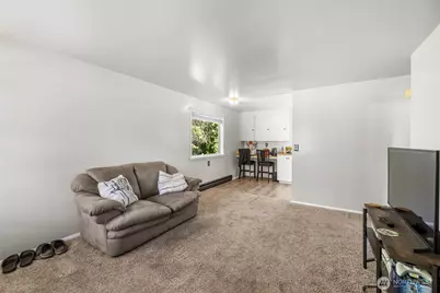 1019 Washington Avenue, Burlington, WA 98233 - Photo 5