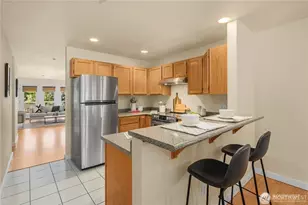 12406 SE 31st St, Bellevue, WA 98005 - Photo 11