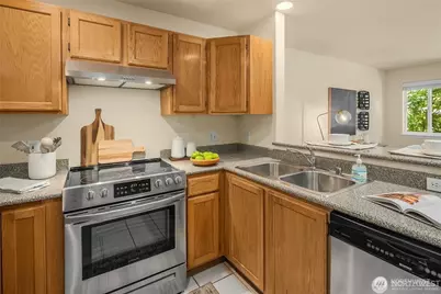 12406 SE 31st Street #202, Bellevue, WA 98005 - Photo 13