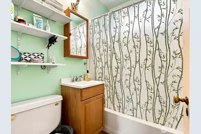2715 50th Avenue SW, Seattle, WA 98116 - Photo 15