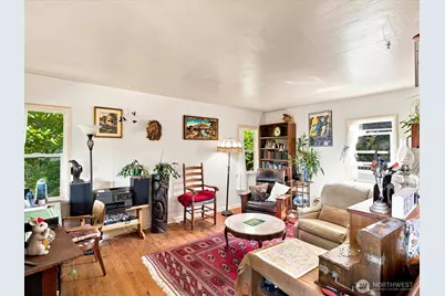 2715 50th Avenue SW, Seattle, WA 98116 - Photo 7