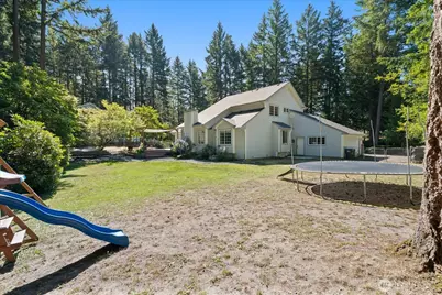 8925 Pebble Place SE, Port Orchard, WA 98367 - Photo 37