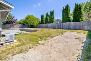 10025 14th Ave E, Tacoma, WA 98445 - Photo 3