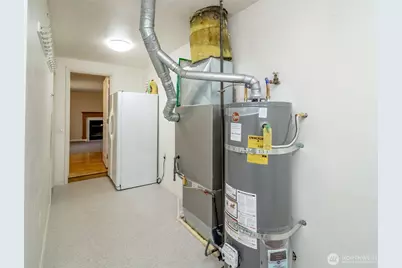 10025 14th Ave E., Tacoma, WA 98445 - Photo 21