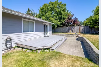 10025 14th Ave E., Tacoma, WA 98445 - Photo 25