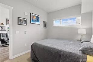1085 103rd Ave NE, Bellevue, WA 98004 - Photo 9