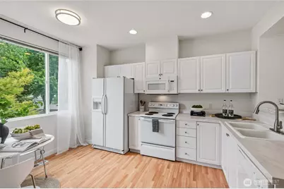 16227 119th Place NE #15-2, Bothell, WA 98011 - Photo 3