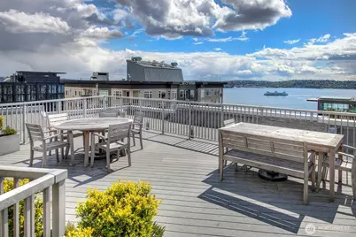 76 Cedar Street #603, Seattle, WA 98121 - Photo 15