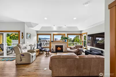 3007 Meridian Court, Anacortes, WA 98221 - Photo 11
