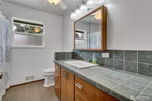 15115 74th St E, Sumner, WA 98390 - Photo 11
