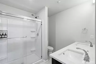 14925 44th Avenue W #B5, Lynnwood, WA 98087 - Photo 17