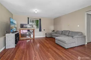 7214 River Rd E, Puyallup, WA 98371 - Photo 5