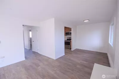 9911 NE 119th Court #A, Kirkland, WA 98034 - Photo 5