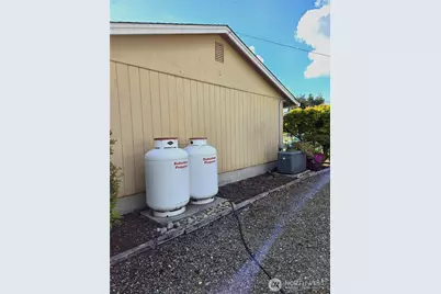 14615 Mud Run Road SE, Yelm, WA 98597 - Photo 25