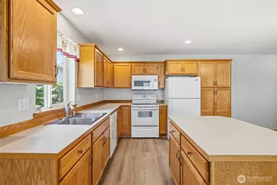 5675 Rosemary Avenue, Ferndale, WA 98248 - Photo 9