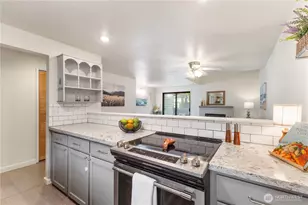 21634 14th Ave S, Des Moines, WA 98198 - Photo 5