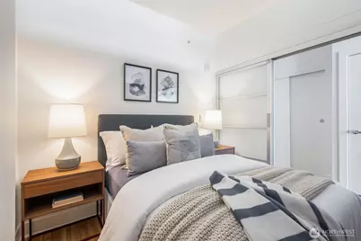 2911 2nd Avenue #1112, Seattle, WA 98121 - Photo 7